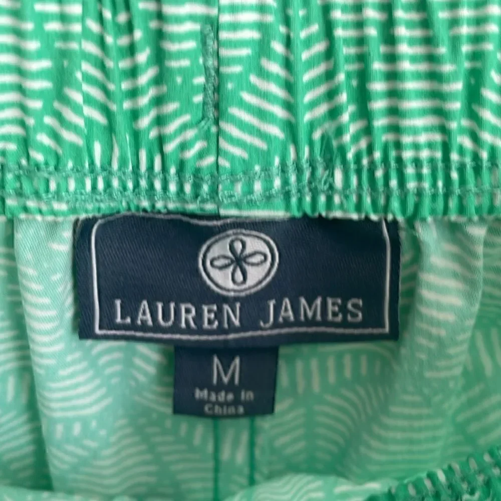 Lauren James Women's Nylon Printed River Shorts Size (M) Medium - Like New